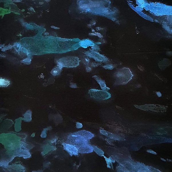 10.Glow, 40x40x2cmWEB